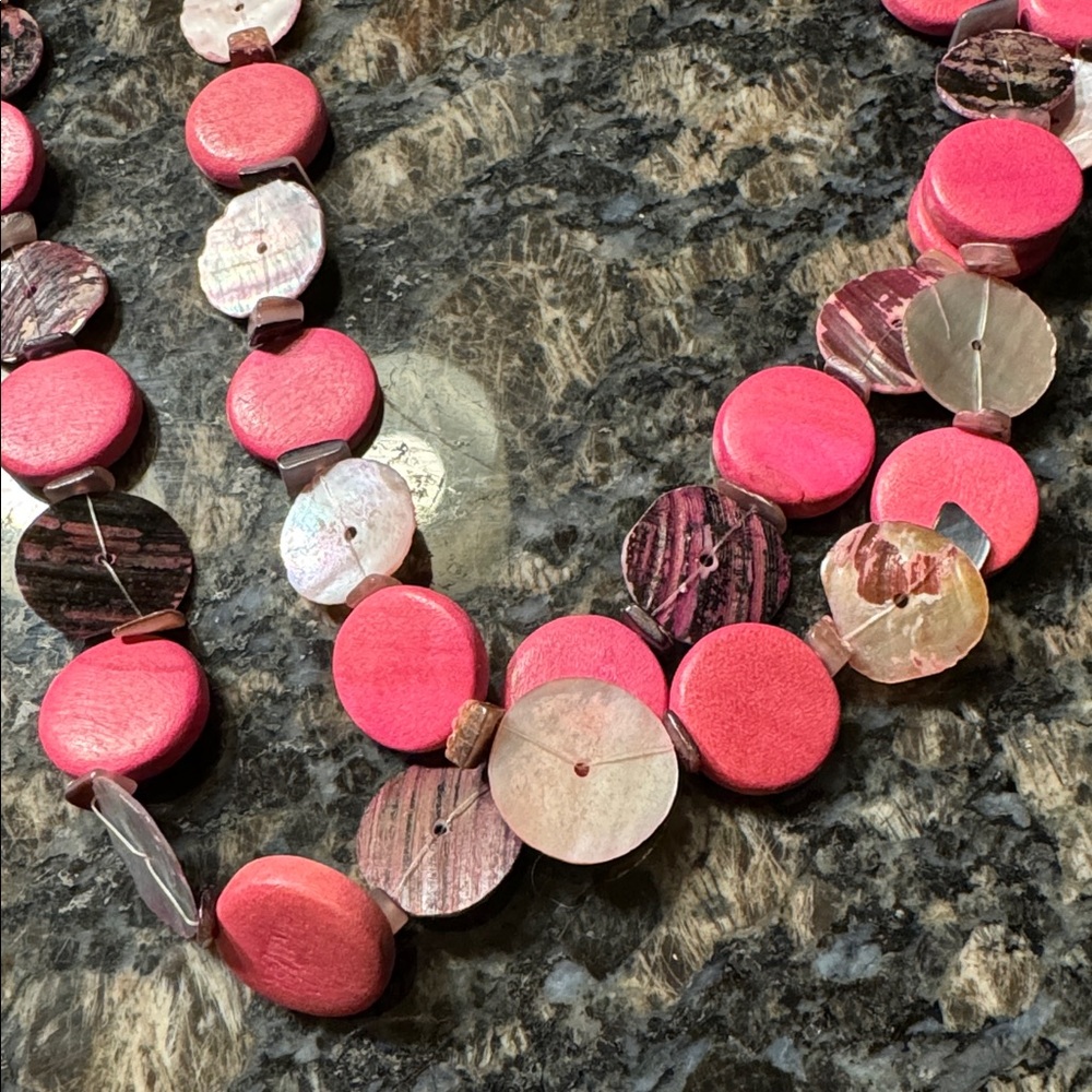 Pink and Brown Beaded Necklace - Picture 5 of 5